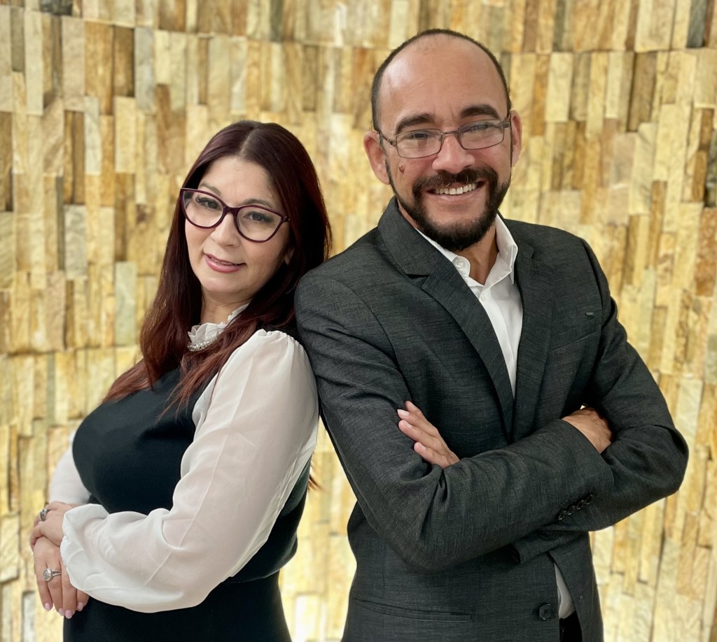 Nuestros Apóstoles fundadores, Jaime y Janette Galván. Centro Cristiano Reino de Embajadores Internacional